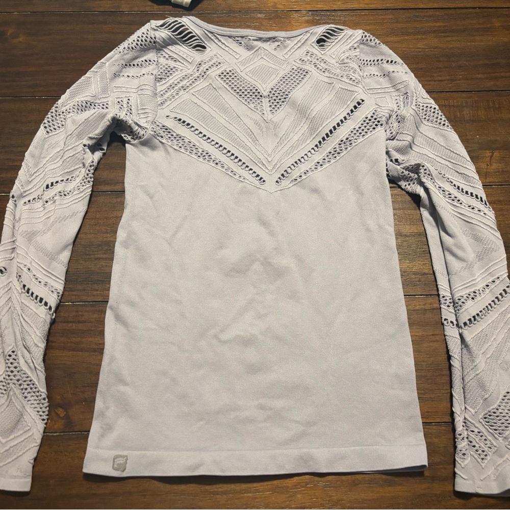 Fabletics top - Picture 2 of 3